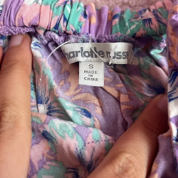 CHARLOTTE RUSSE Floral Romper Size S - Picture 3 of 4